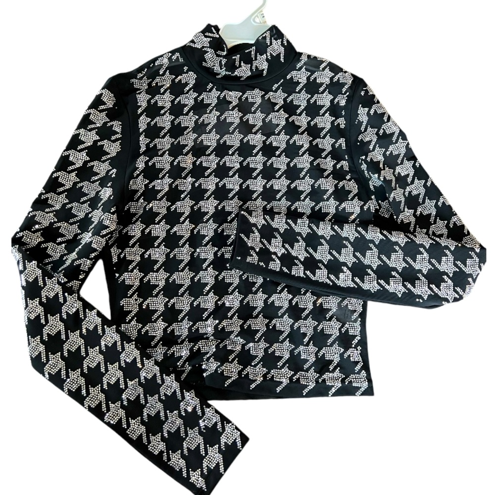 AKIRA Black and White Houndstooth Top